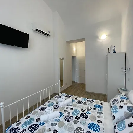 White Shell Accomodation Fast Check-in * Alghero