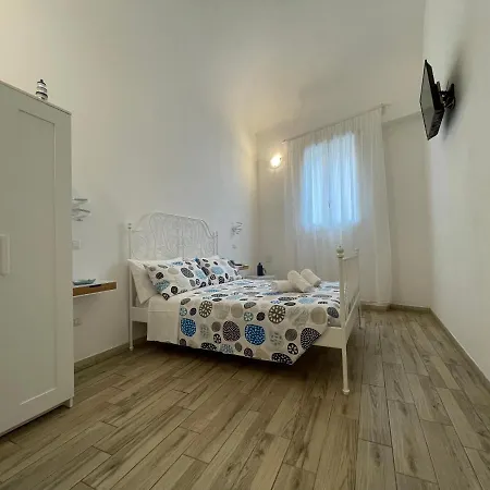 White Shell Accomodation Fast Check-in * Alghero