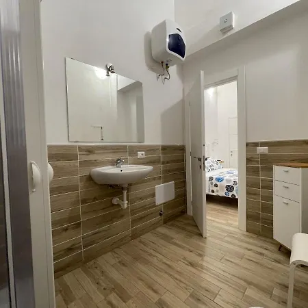 Konukevi White Shell Self Check-in