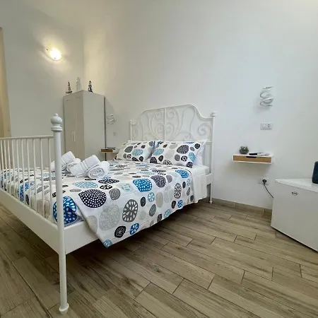 White Shell Self Check-in Guest house Alghero