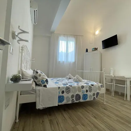 White Shell Self Check-in Konukevi Alghero