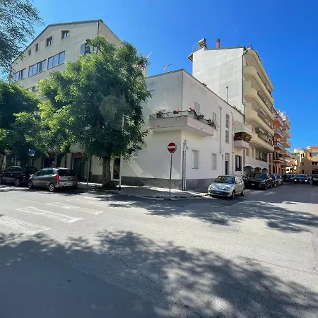 White Shell Self Check-in 3* Alghero