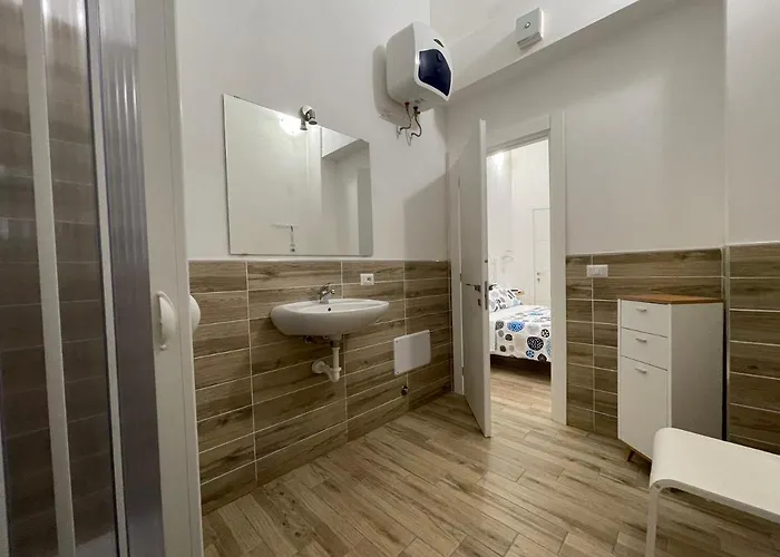 招待所 White Shell Self Check-in