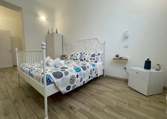 White Shell Self Check-in 招待所 阿尔盖罗