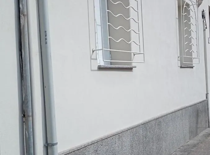 招待所 White Shell Self Check-in