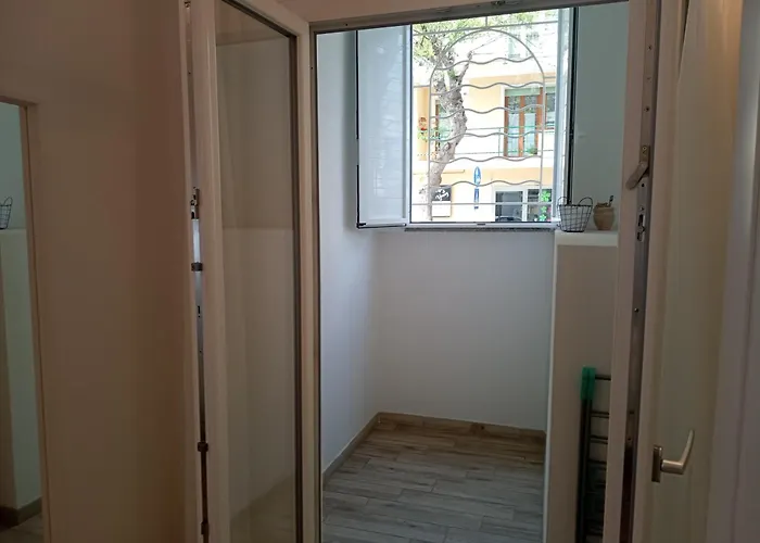 White Shell Self Check-in 招待所 阿尔盖罗